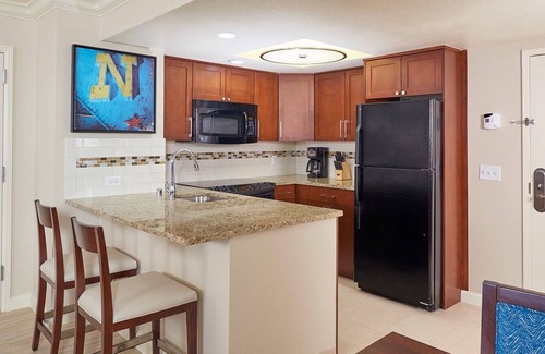 Las Vegas Hotel | Paradise, a Hilton Grand Vacations Club near the Las Vegas Convention Center