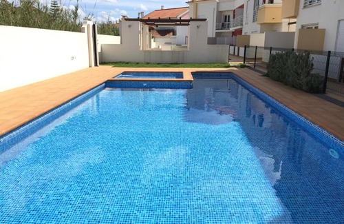 Ferrel Apartment | Paradise Apartments