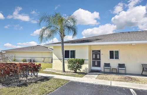 Lake Suzy Condo | Paradise awaits in this 2 bed, 2 bath first floor Condo in Lake Suzy, FL