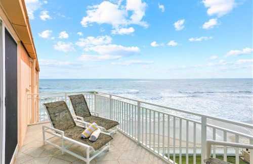 Satellite Beach Apartment | Paradise Beach Club - Oceanfront and Penthouse
