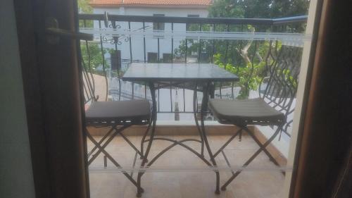 Old Town Apartment | Paradise Bridge
