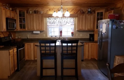 Kanawha Head Cabin | Paradise Cabin at Pardise in the Woods overlooking the Buckhannon River