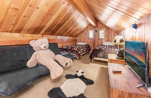 Whispering Forest House | Paradise Cabin