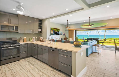 Wailua House Lots Condo | Paradise Found | 2BR Condo | Ocean Front Views | With AC