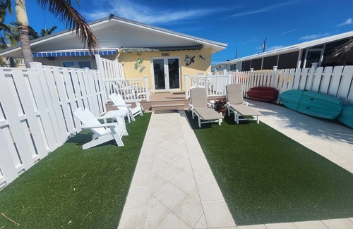 Key Colony Beach House | Paradise Found! Amazing 2/2 half duplex in KCB with Cabana Club & dockage