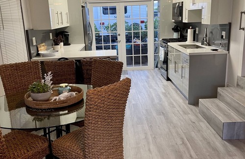 Layton House | Paradise Found