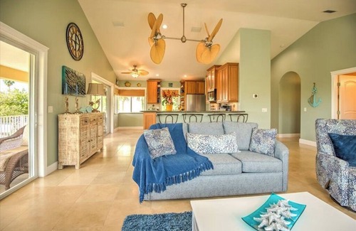 Marathon House | Paradise Getaway Flamingo Island, Marathon