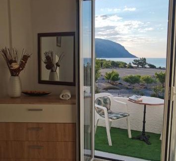Agia Roumeli Hotel | Paradise