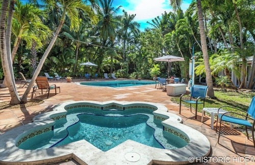 Meadows House | Paradise Grand in Key West
