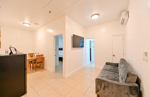 Limona Improvement House | Paradise in Brandon with luxurious 6 person Spa