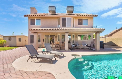 Peoria House | Paradise in Peoria - Families|Pool|Spacious
