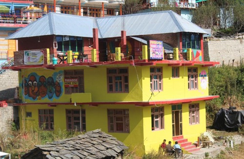 Tosh House | Paradise in Tosh