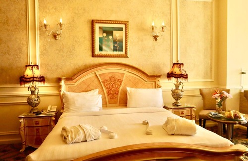 Al-Muntazah Hotel | Paradise Inn Beach Resort - Maamoura