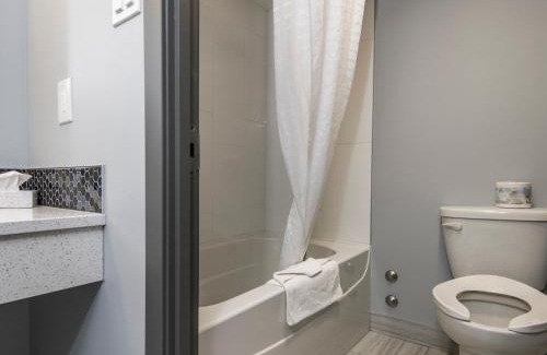 Grande Prairie Hotel | Paradise Inn & Conference Centre