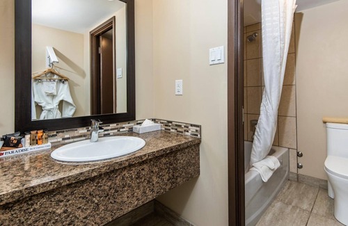 Grande Prairie Hotel | Paradise Inn & Conference Centre