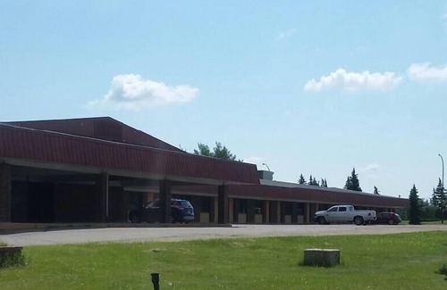 Swift Current Hotel | Paradise Inn Motel