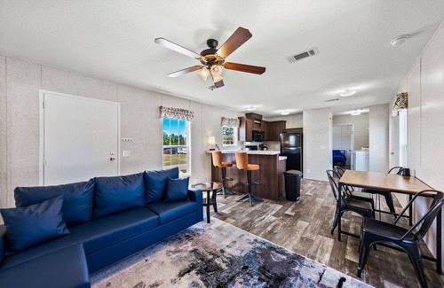 El Jobean House | Paradise is all around II -Beautiful Beaches, Golf Course, Restaurants, Shopping