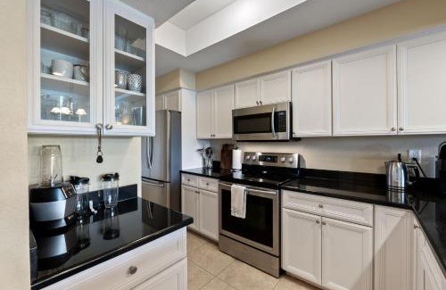 Highland Lake Estates House | Paradise Island
