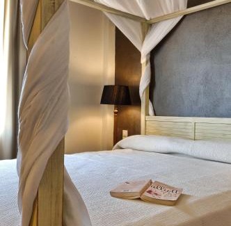 Agkisaras Hotel | Paradise Island Villas