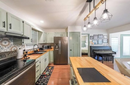 Duluth House | Paradise Oasis