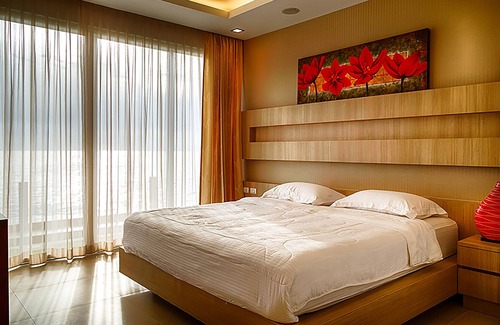 Bang Lamung Apartment | Paradise Ocean View Beach Front Condominium In Pattaya