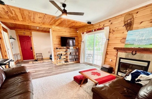 Fenelon Falls Cottage | Paradise On Sturgeon Lake