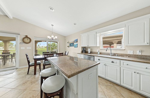 Port Isabel Cottage | Paradise on the Green #579