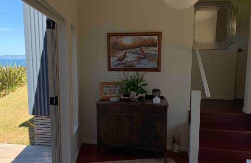 Tuateawa House | Paradise on the Hill
