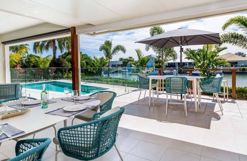 Banksia Beach House | PARADISE ON THE PROMONTORY
