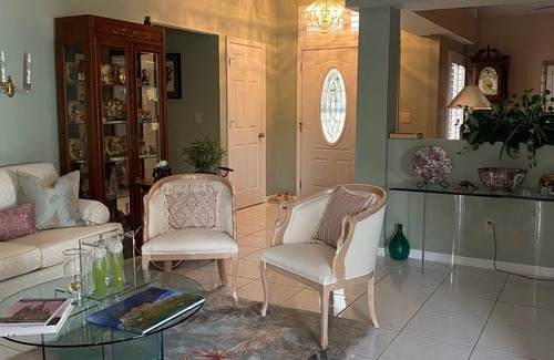 Bonita Springs House | Paradise on the 18th hole in desirable Hunters Ridge Country Club