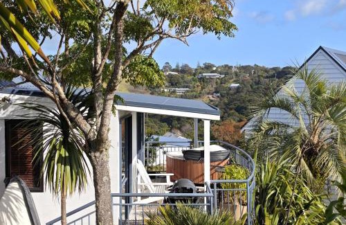 Palm Beach Villa | Paradise Palm Beach, Hot Tub