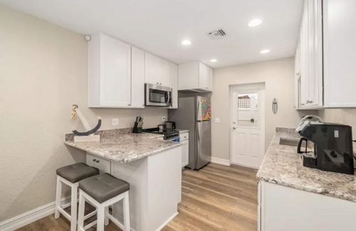 Tropic House | Paradise Palms Eco-Friendly 101 w/Private Patio