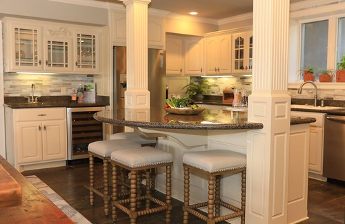 Rockwell House | "Paradise Palms" Luxurious home on Lake Hamilton