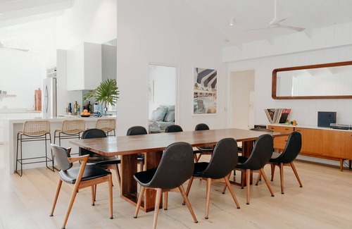 Suffolk Park House | Paradise Palms - pet-friendly beach home with pool