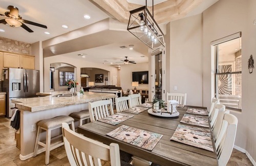Deer Valley House | Paradise Palms! Spacious 6-bedroom house with 3 en-suites.