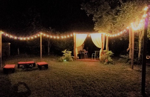 Dade City Villa | ★Paradise Palms Tiki Villa★