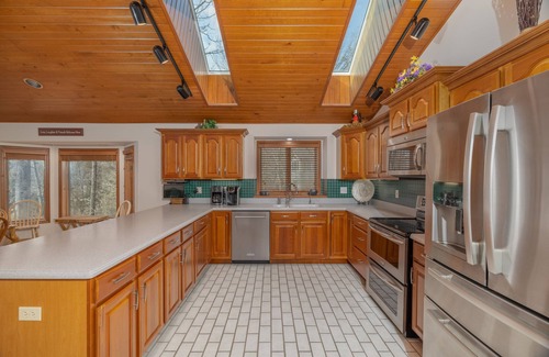 Innsbrook House | Paradise Point by Innsbrook Vacations!