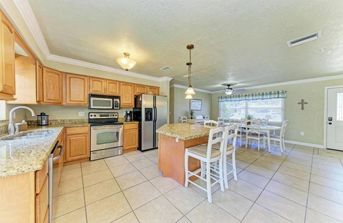 West Bradenton House | PARADISE RETREAT A 3/2 PET FRIENDLY POOL HOUSE