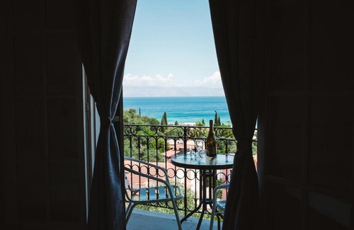 Moraitika Hotel | Paradise Sea View Pool Apartments Moraitika