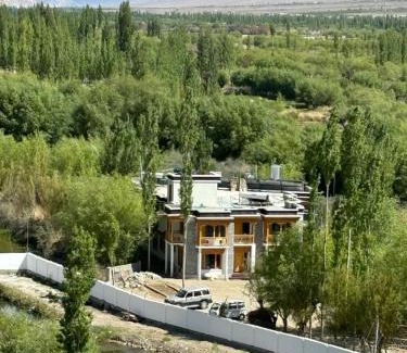 She House | Paradise Shey 水森シェ