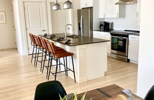 Livingston Condo | Paradise Valley View Getaway