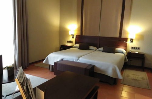 Santa Clara Hotel | Parador de Cáceres