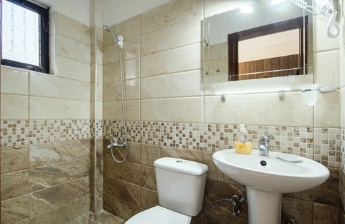 Molos Hotel | Parakladi Seaside Retreat