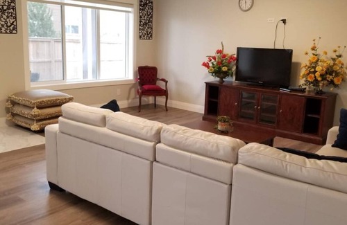 Chestermere House | Paramjit basement suit