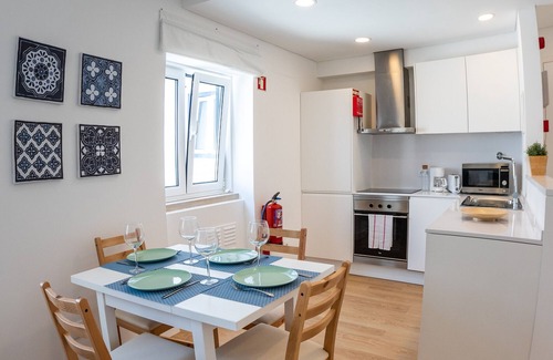 Ericeira Apartment | Parati Villa III 2 Rooms 2 Bathr 4p