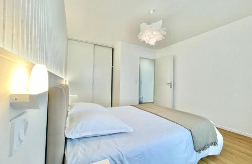 Lanester Apartment | ParcAppart 5 - Terrasse - Parking - Netflix