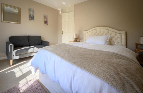 Mangotsfield House | Pardon Hill Farm B&B