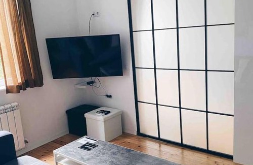 Sofia City Center Apartment | Parensov Garden Loft