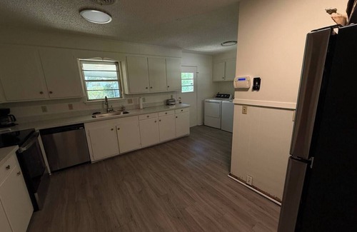 Tougaloo House | Parham Bridges 5 Bedroom 2 Bath