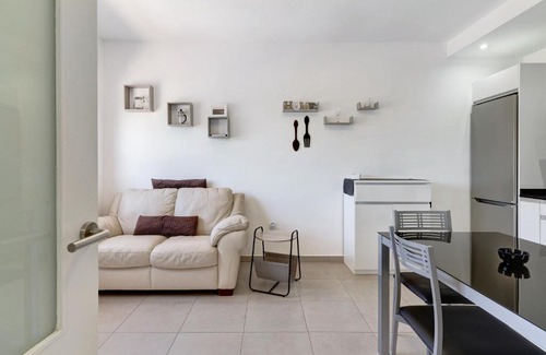 San Fernando House | Parigina